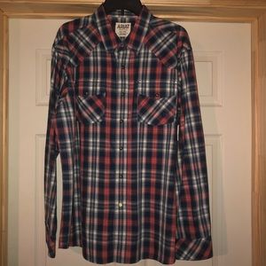 ARIAT button up